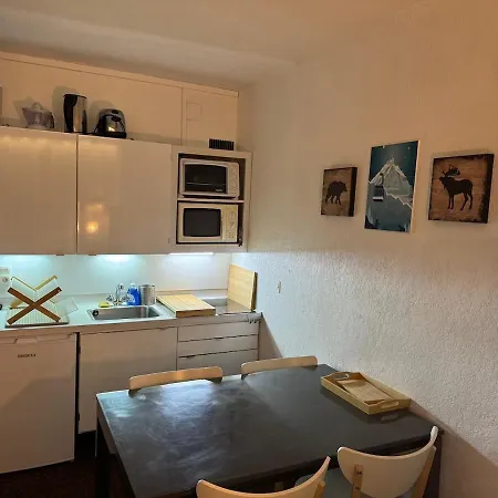 With Panoramic Views Daire *